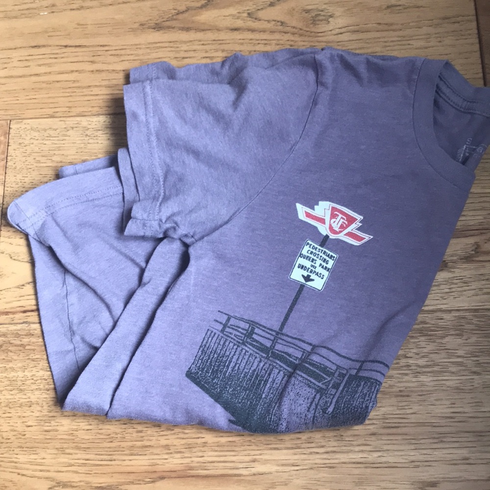 3/$20 🇨🇦 SPACING STORE Small Short Sleeve Tee TTC Toronto Commuter T-Shirt - Picture 2 of 6